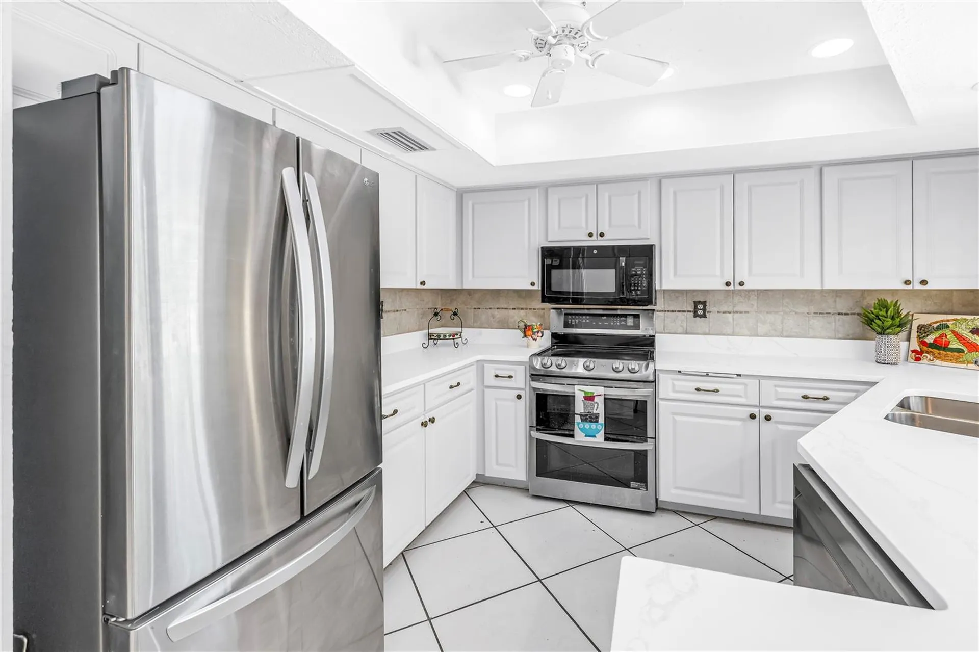 1954 Pinellas Point Drive S St Petersburg FL 33712