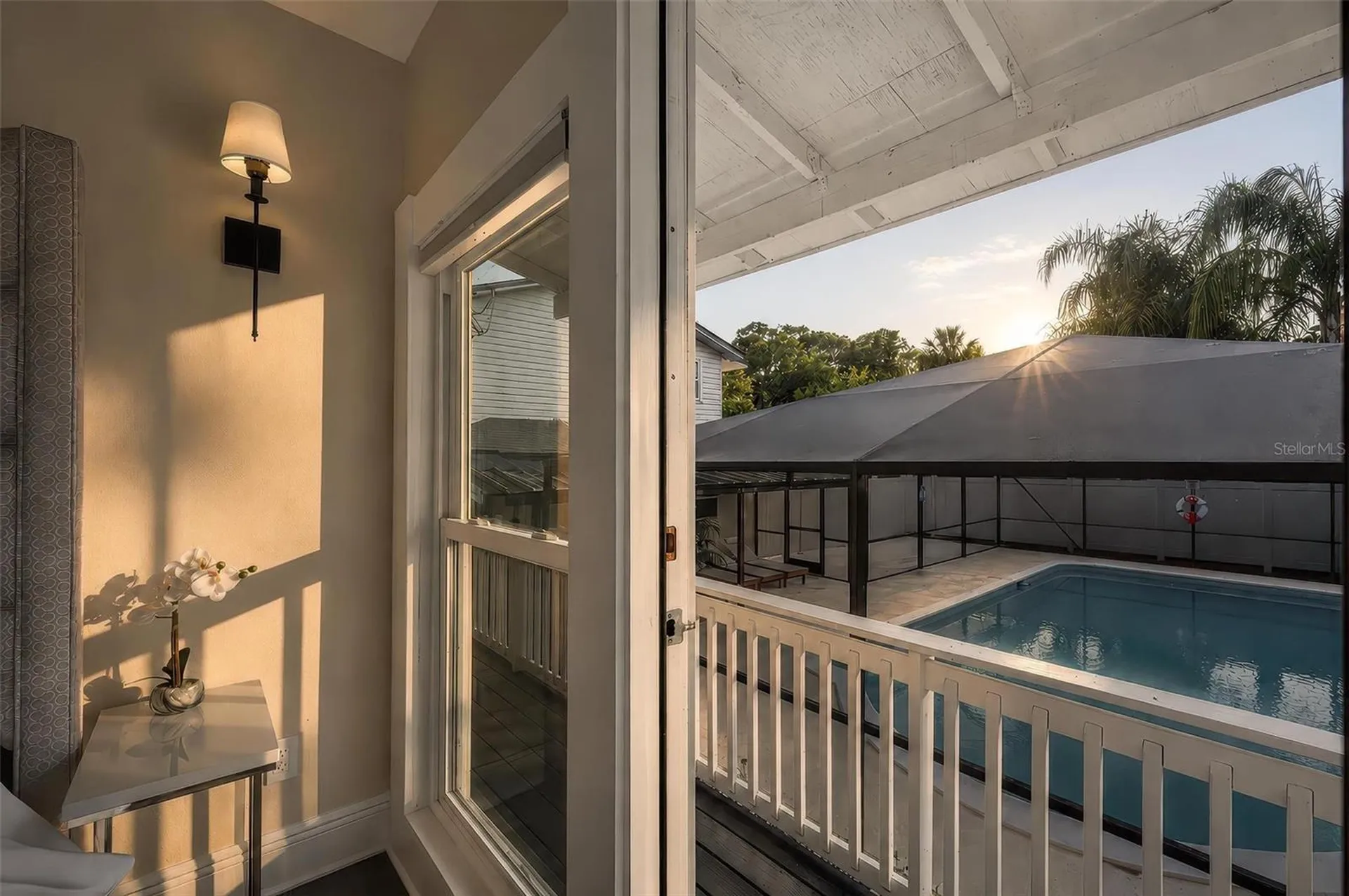 1099 Grove Avenue Mount Dora FL 32757