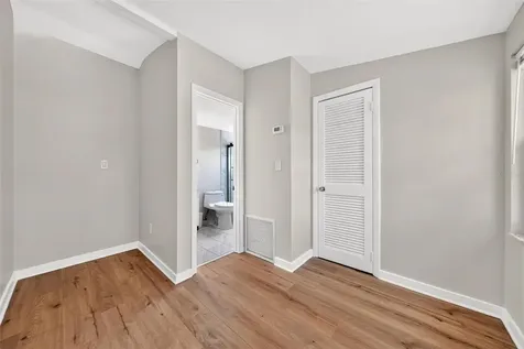 1099 Grove Avenue Mount Dora FL 32757