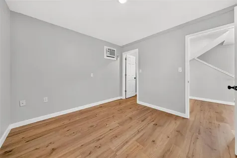 1099 Grove Avenue Mount Dora FL 32757