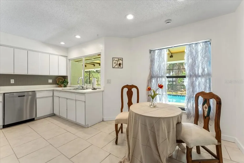 136 Sheffield Circle E Palm Harbor FL 34683