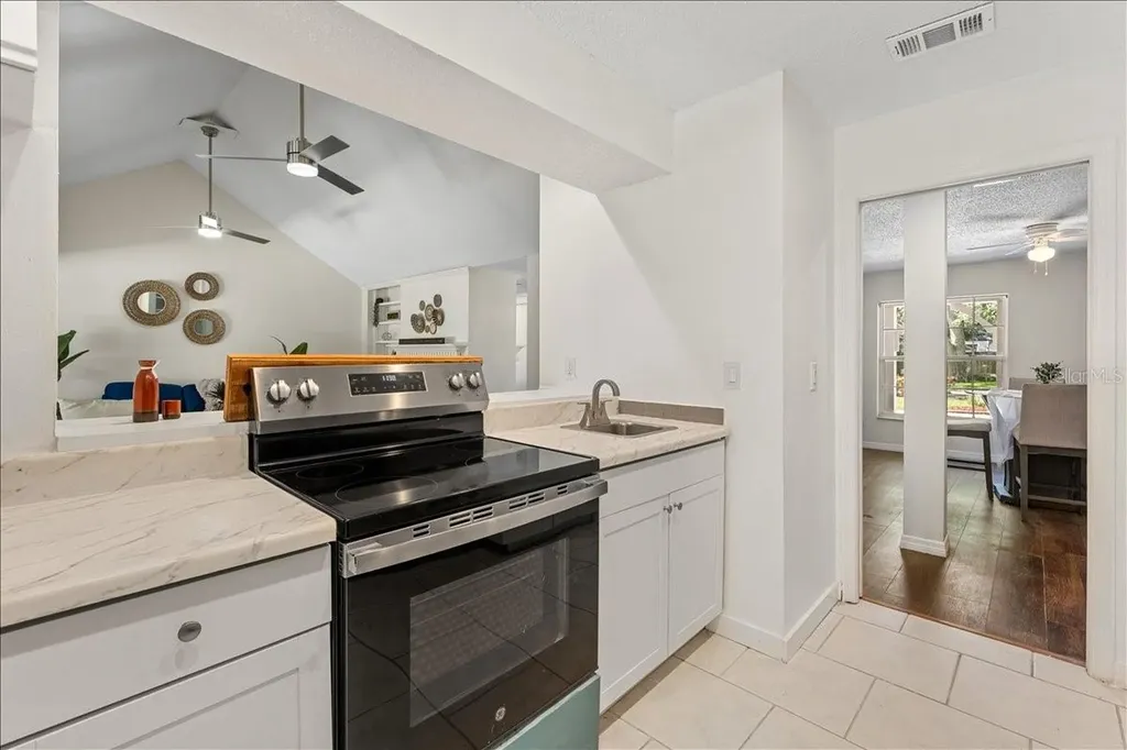 136 Sheffield Circle E Palm Harbor FL 34683
