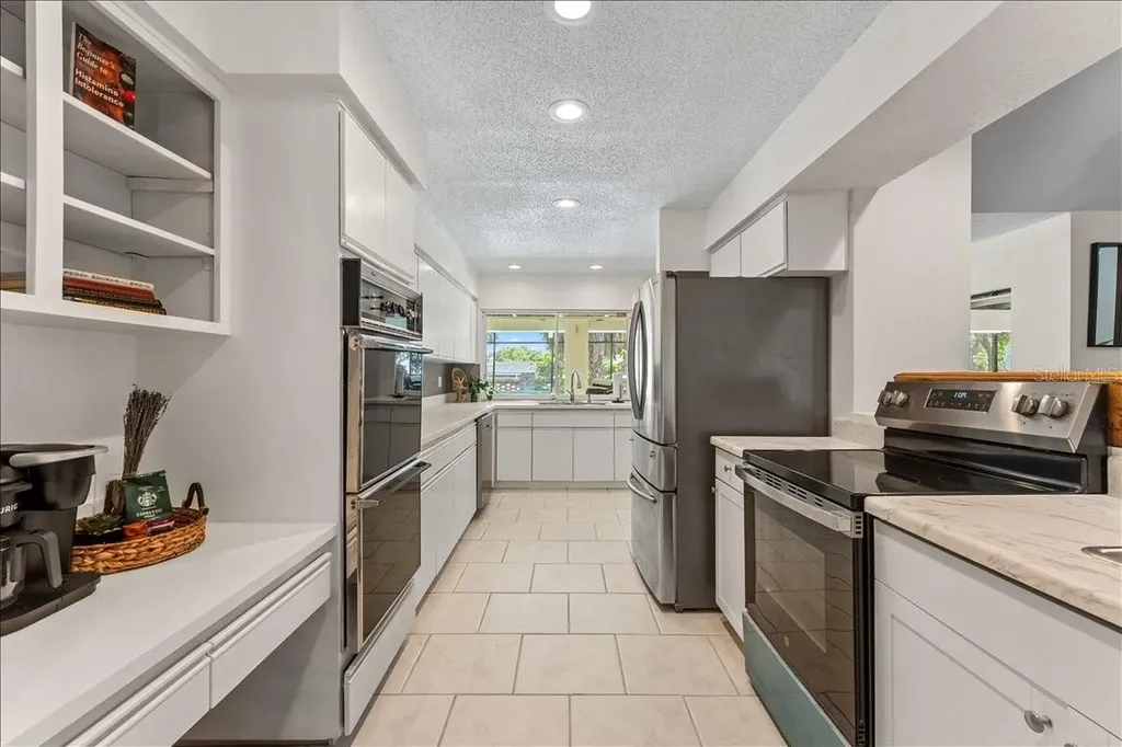 136 Sheffield Circle E Palm Harbor FL 34683