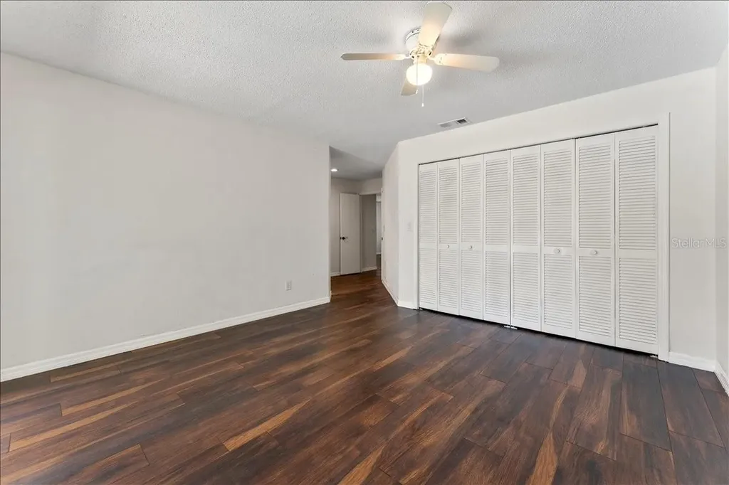 136 Sheffield Circle E Palm Harbor FL 34683