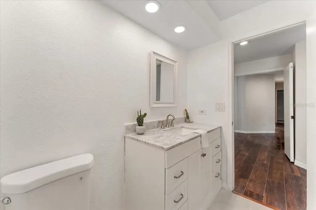136 Sheffield Circle E Palm Harbor FL 34683