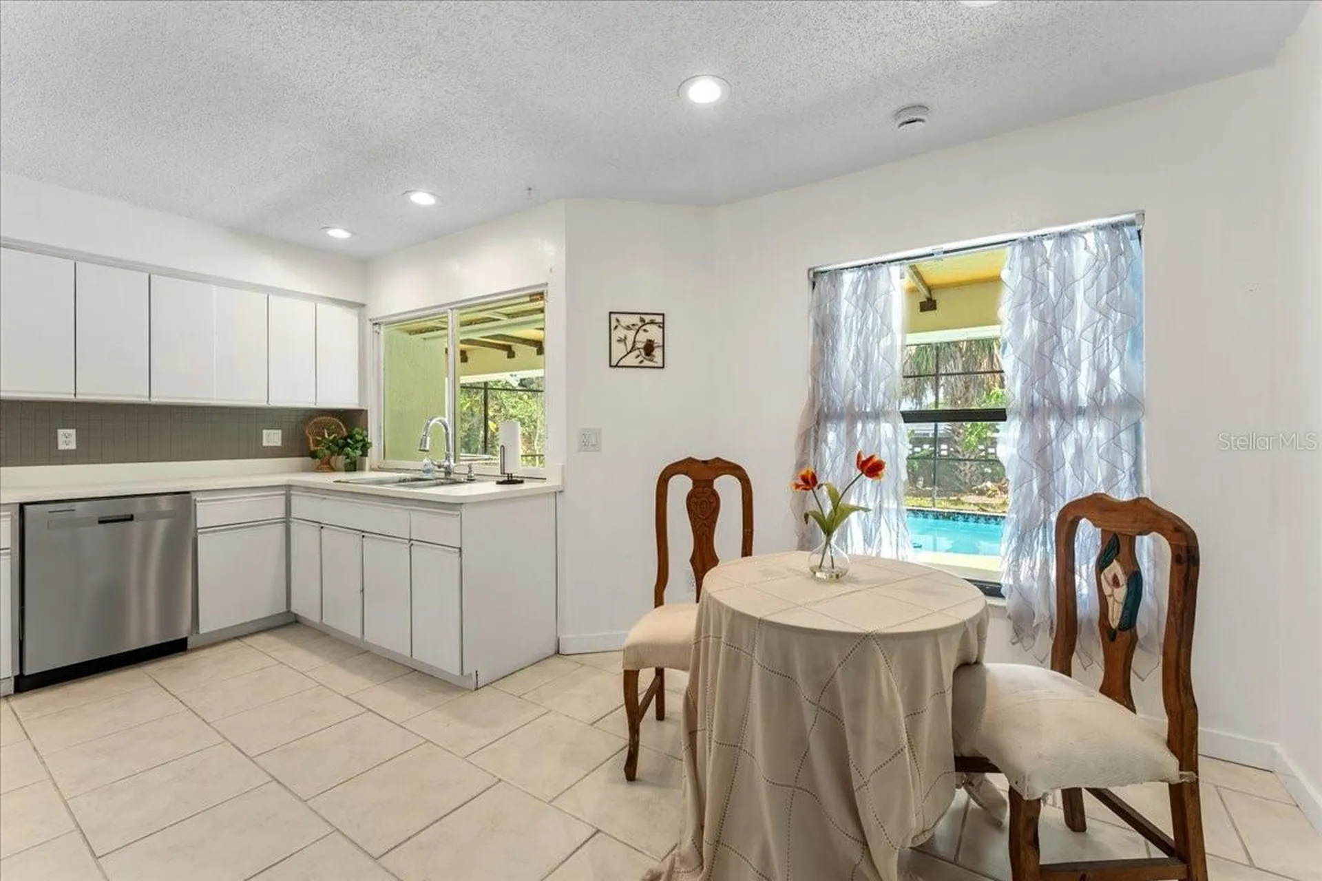 136 Sheffield Circle E Palm Harbor FL 34683