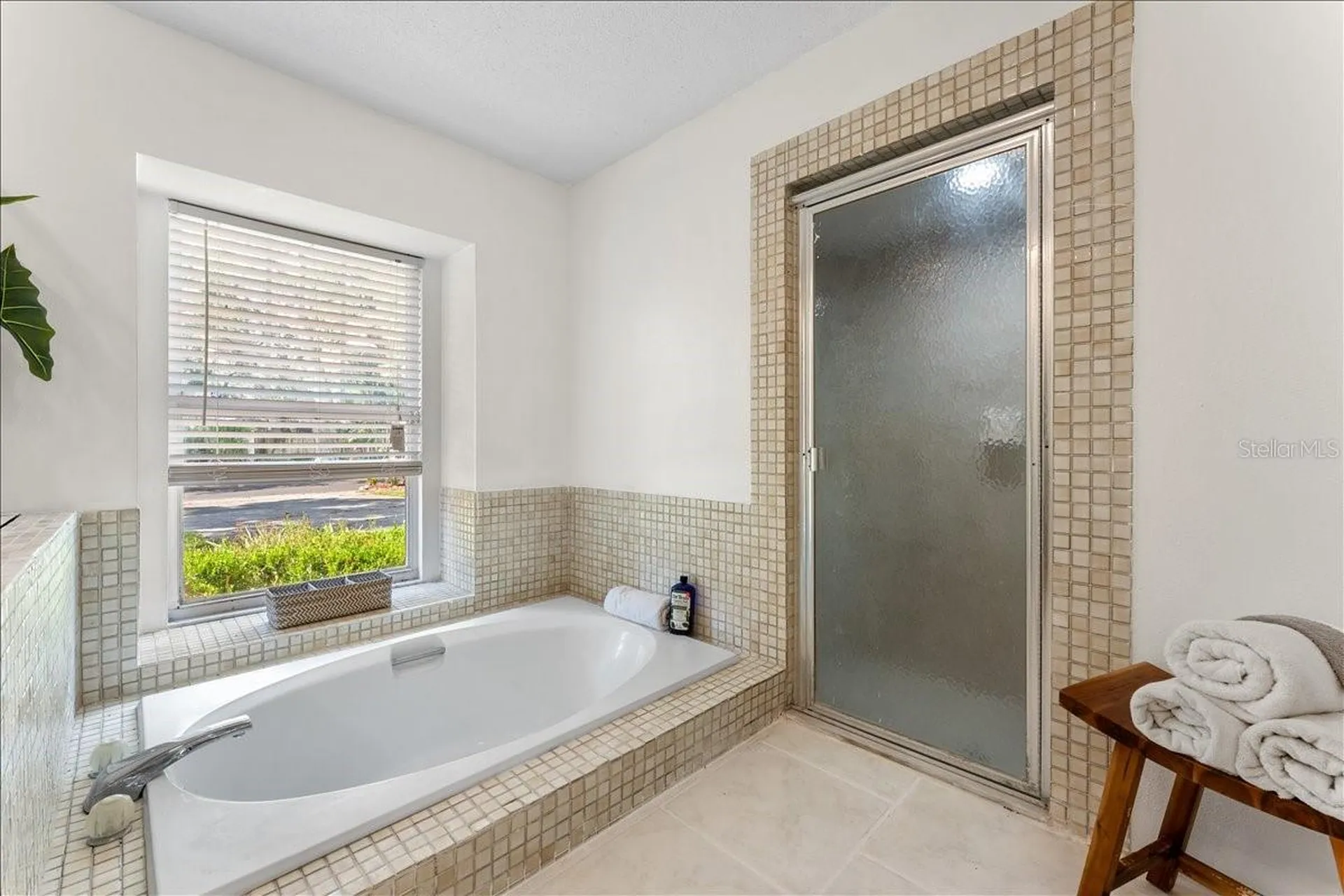 136 Sheffield Circle E Palm Harbor FL 34683