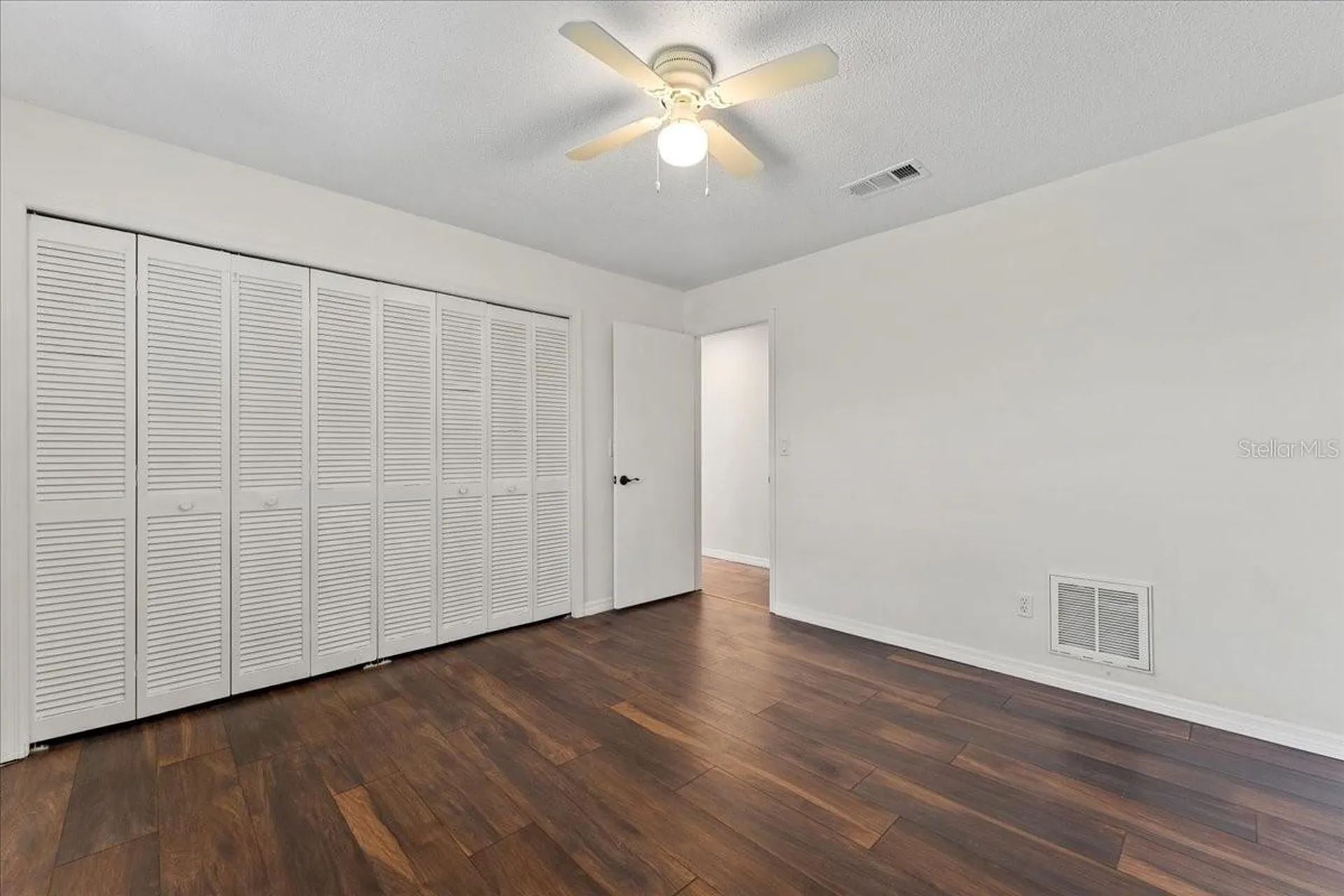 136 Sheffield Circle E Palm Harbor FL 34683