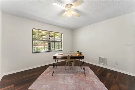 136 Sheffield Circle E Palm Harbor FL 34683
