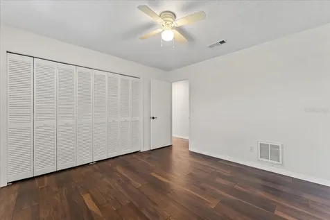136 Sheffield Circle E Palm Harbor FL 34683
