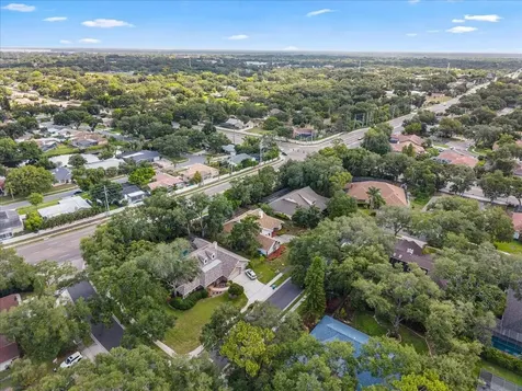 136 Sheffield Circle E Palm Harbor FL 34683
