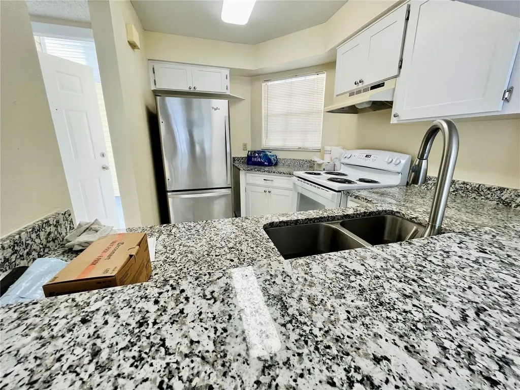 6908 Stones Throw Circle N St Petersburg FL 33710