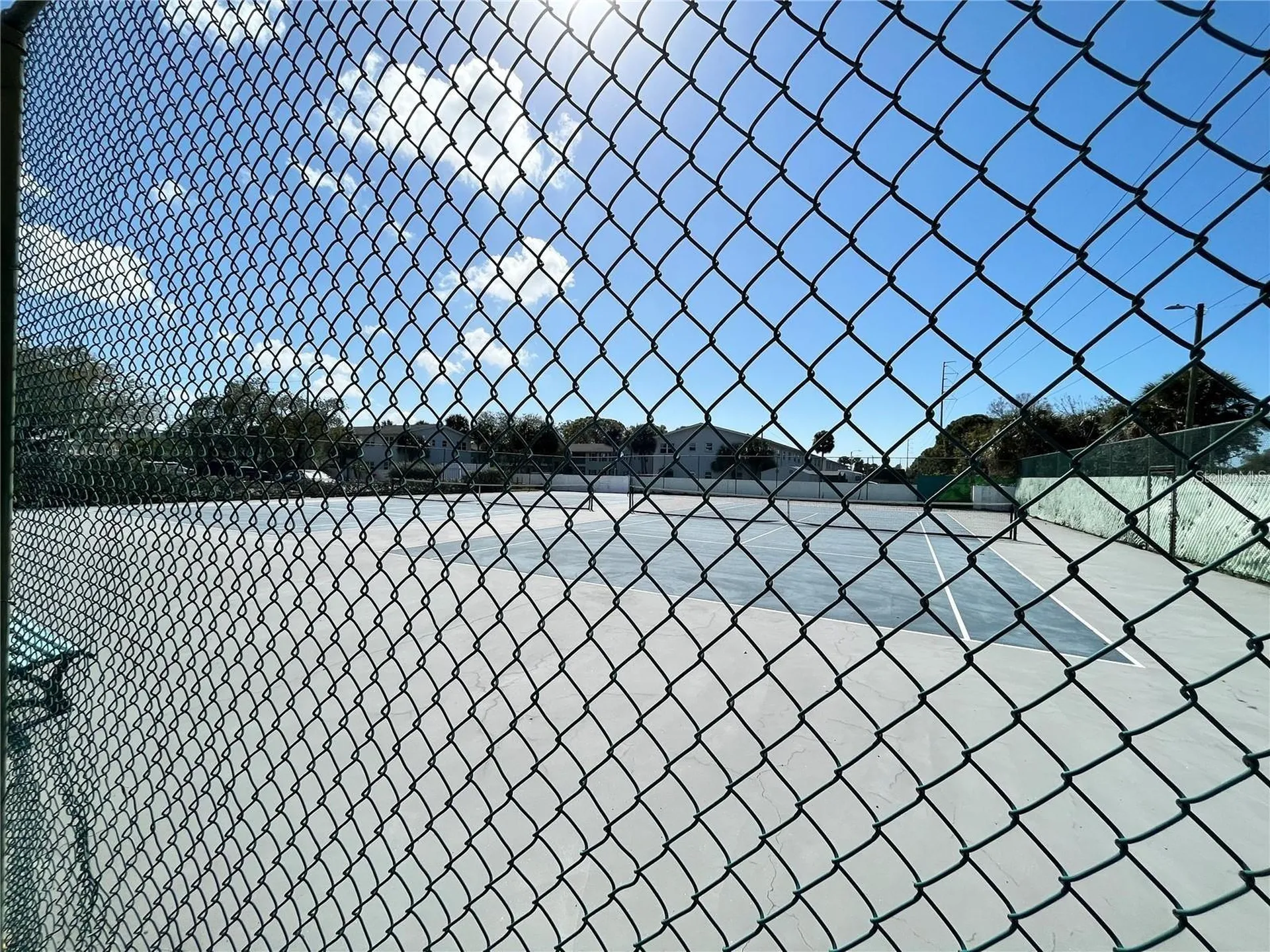 6908 Stones Throw Circle N St Petersburg FL 33710