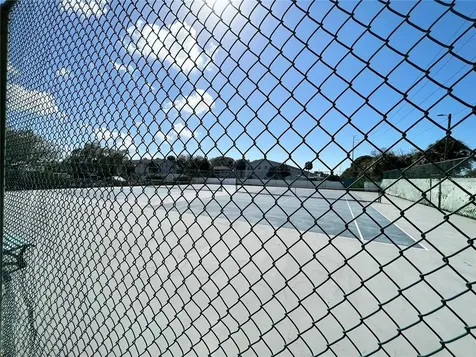 6908 Stones Throw Circle N St Petersburg FL 33710