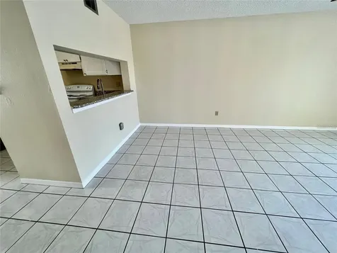 6908 Stones Throw Circle N St Petersburg FL 33710