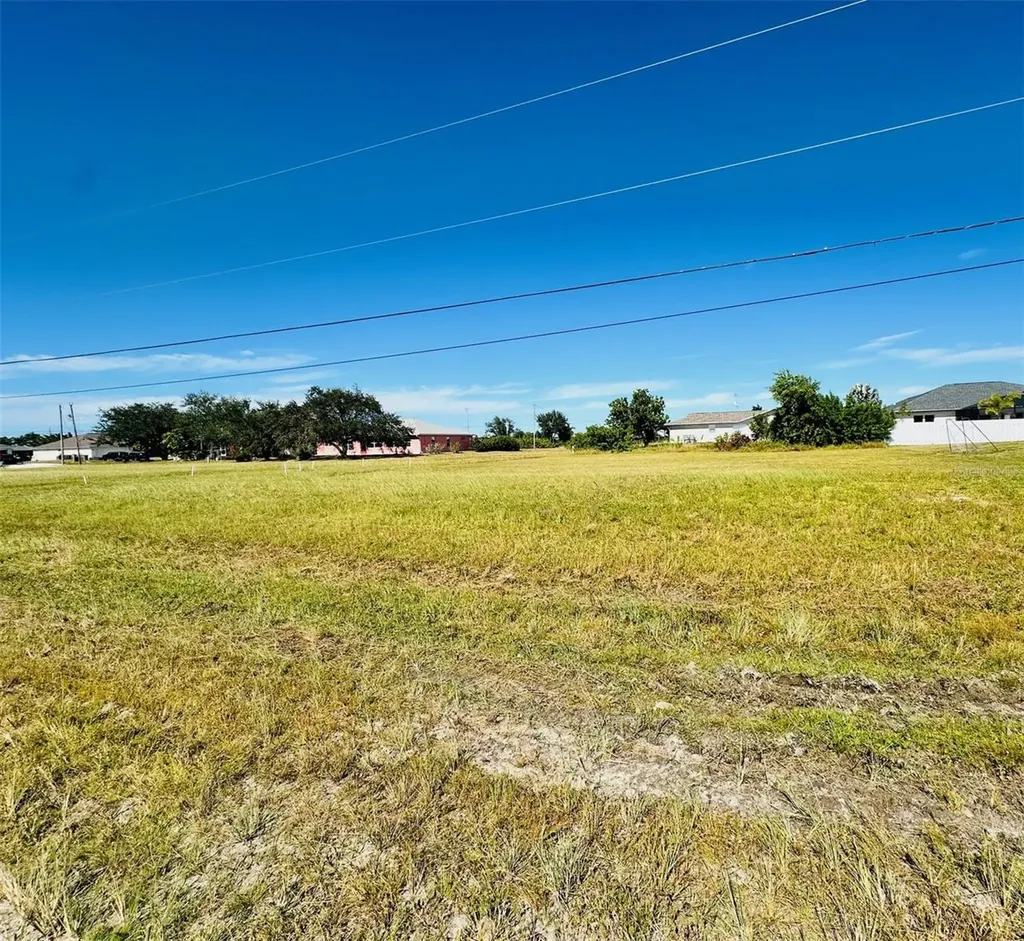 2053 NW 3rd Street Cape Coral FL 33993