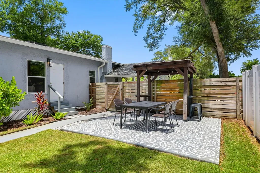 414 W Amelia Avenue Tampa FL 33602