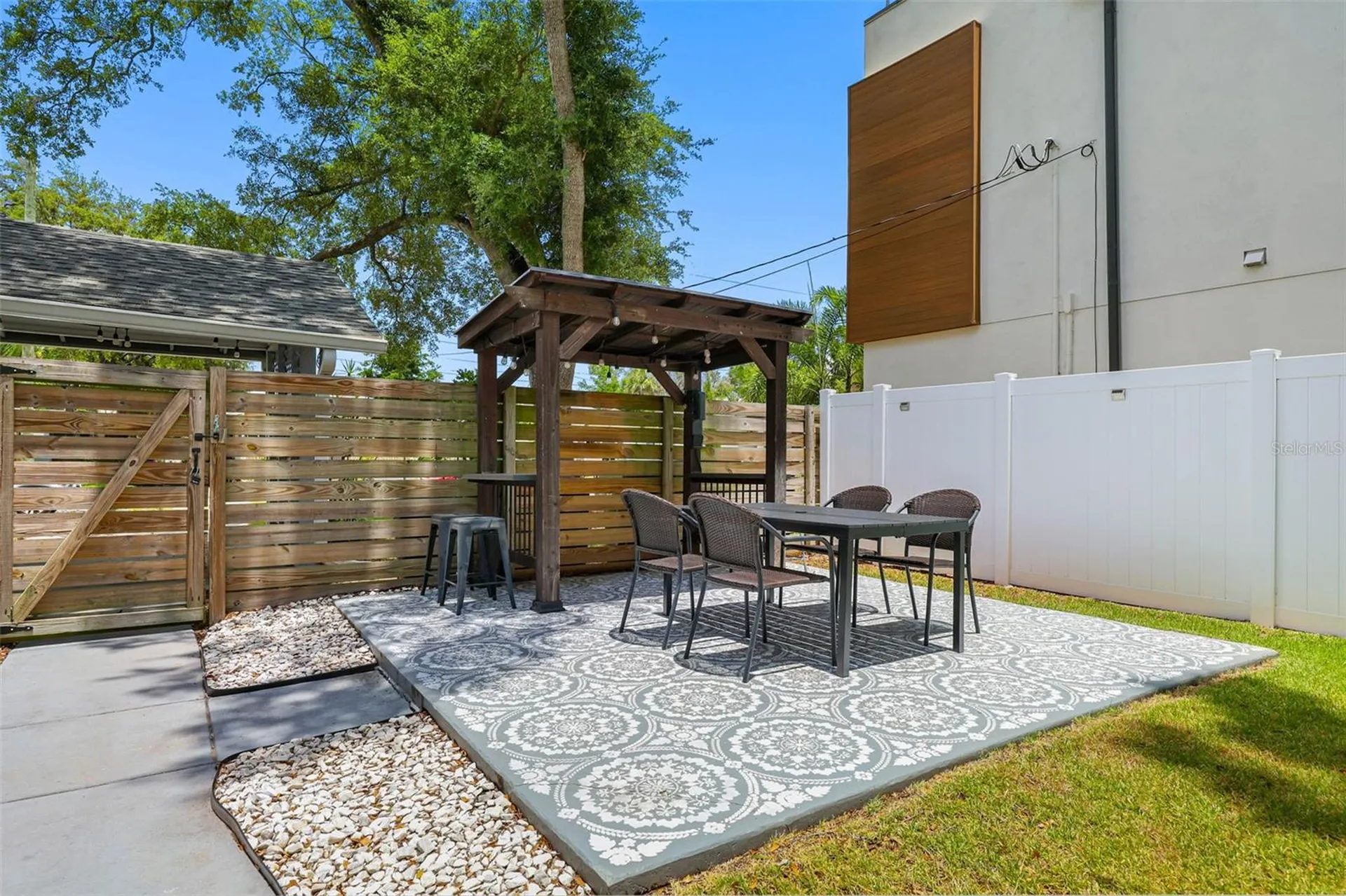 414 W Amelia Avenue Tampa FL 33602