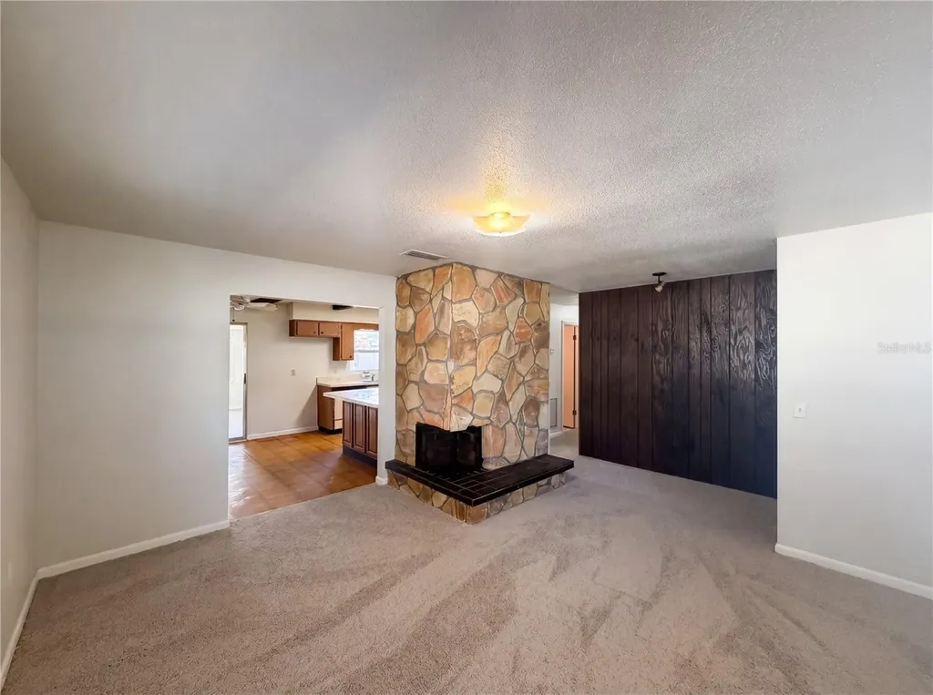 2234 Avenue B NW Winter Haven FL 33880