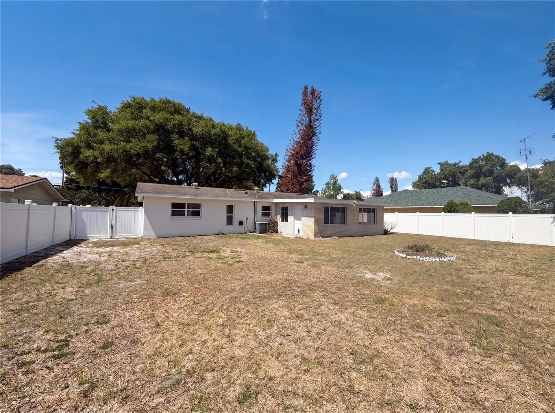 2234 Avenue B NW Winter Haven FL 33880