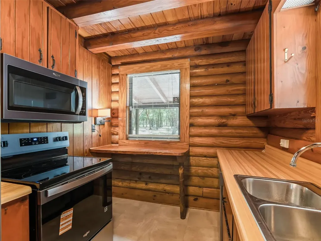 4801 County Road 575 Bushnell FL 33513