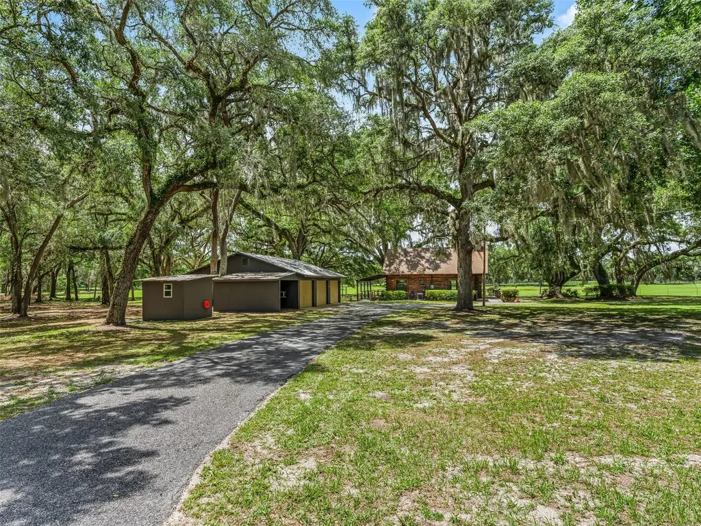 4801 County Road 575 Bushnell FL 33513