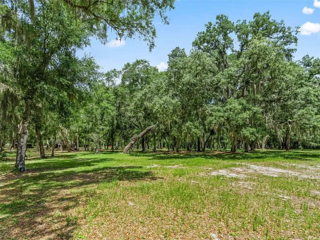 4801 County Road 575 Bushnell FL 33513