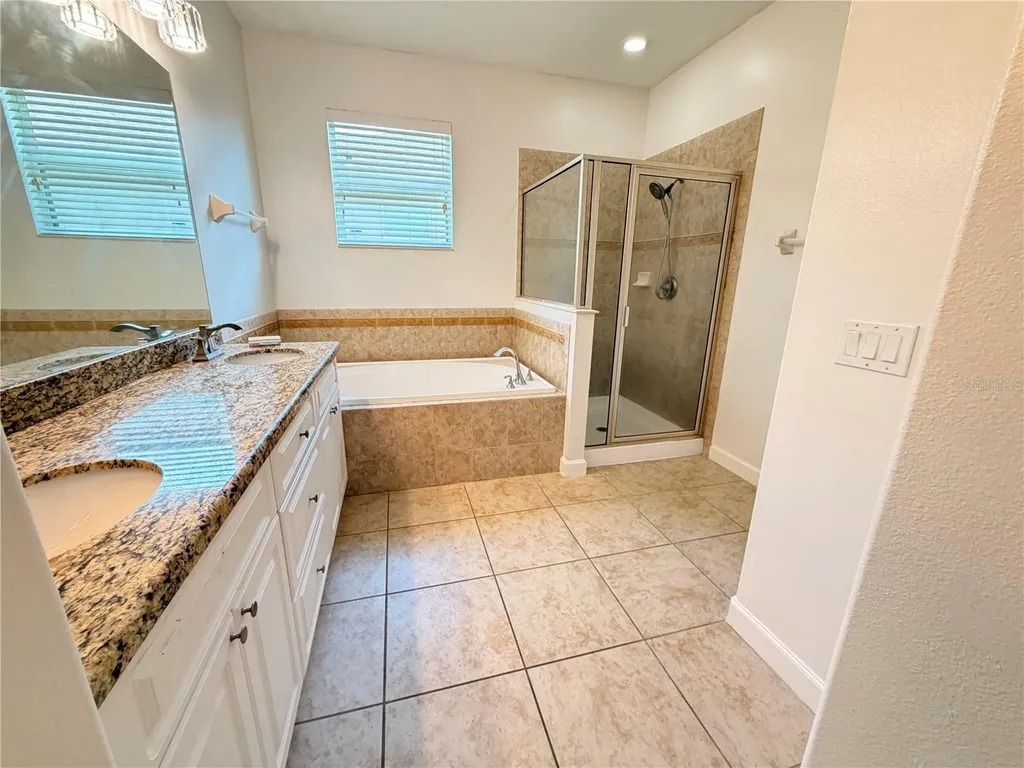 2347 Crosston Circle Orlando FL 32824