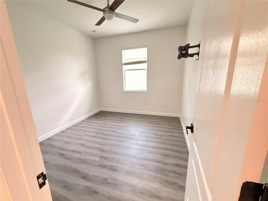 2347 Crosston Circle Orlando FL 32824
