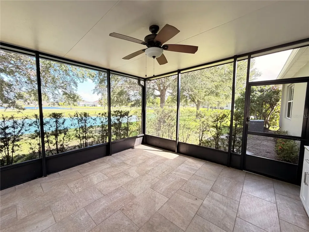 2347 Crosston Circle Orlando FL 32824