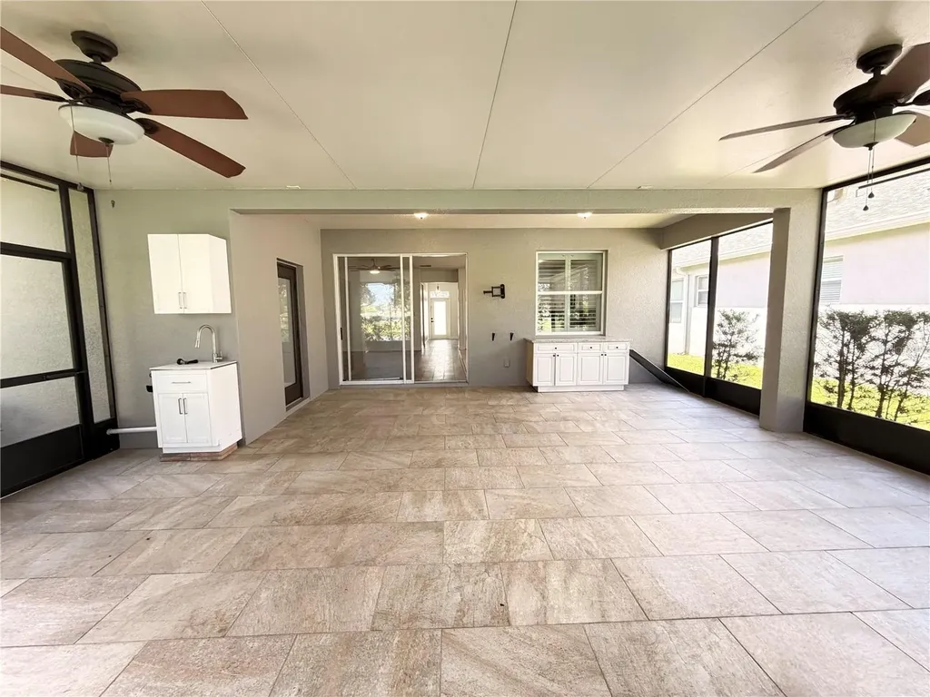 2347 Crosston Circle Orlando FL 32824