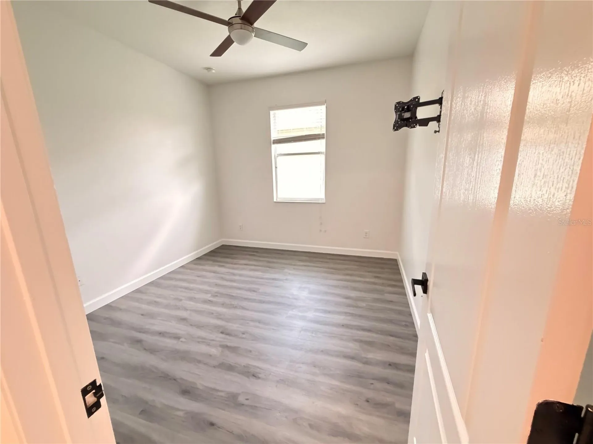 2347 Crosston Circle Orlando FL 32824