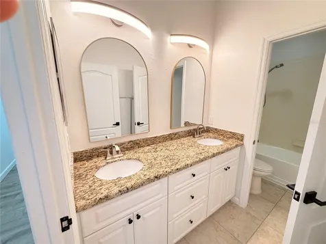 2347 Crosston Circle Orlando FL 32824