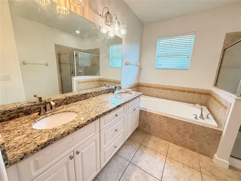 2347 Crosston Circle Orlando FL 32824