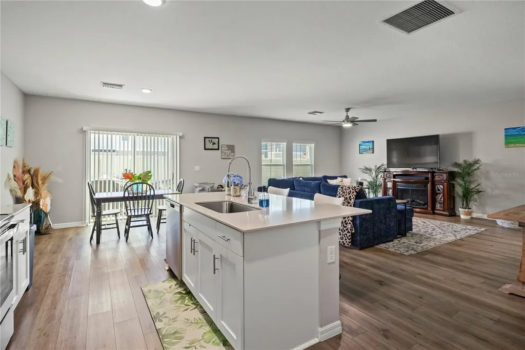 7580 Freesia Trace Wesley Chapel FL 33545