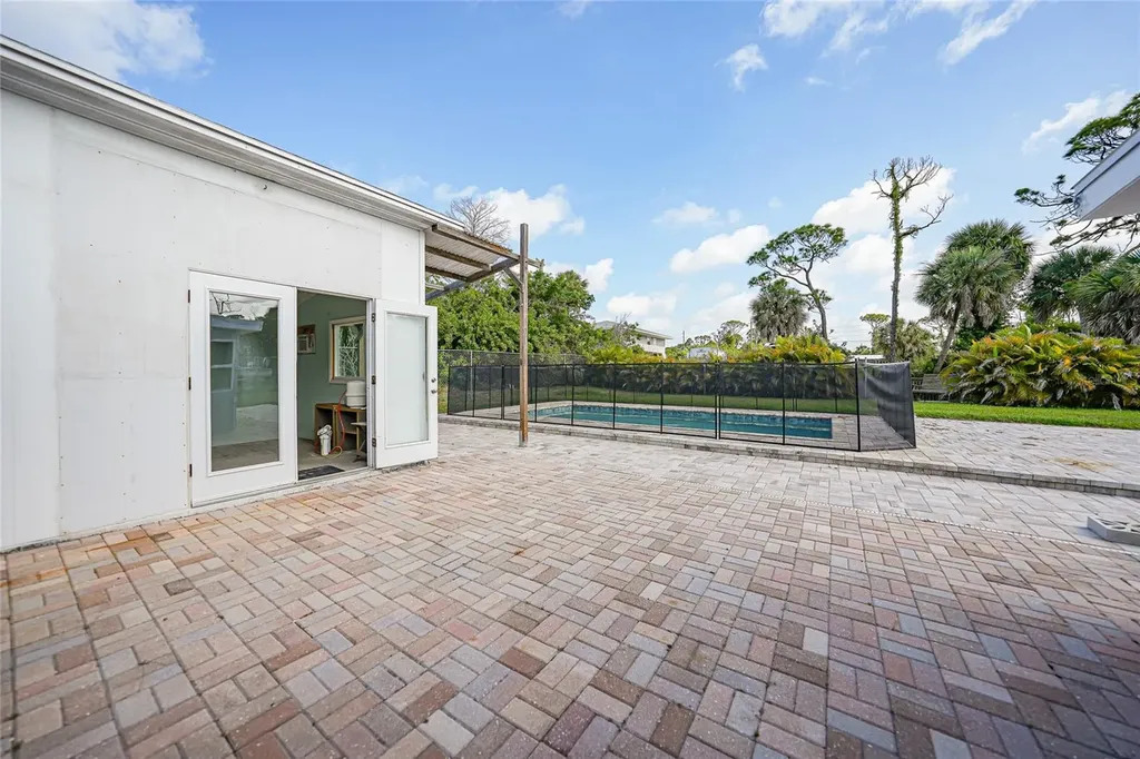 8164 Archie Street Englewood FL 34224