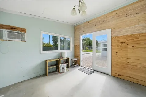 8164 Archie Street Englewood FL 34224