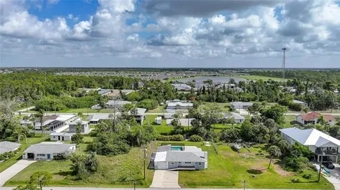 8164 Archie Street Englewood FL 34224
