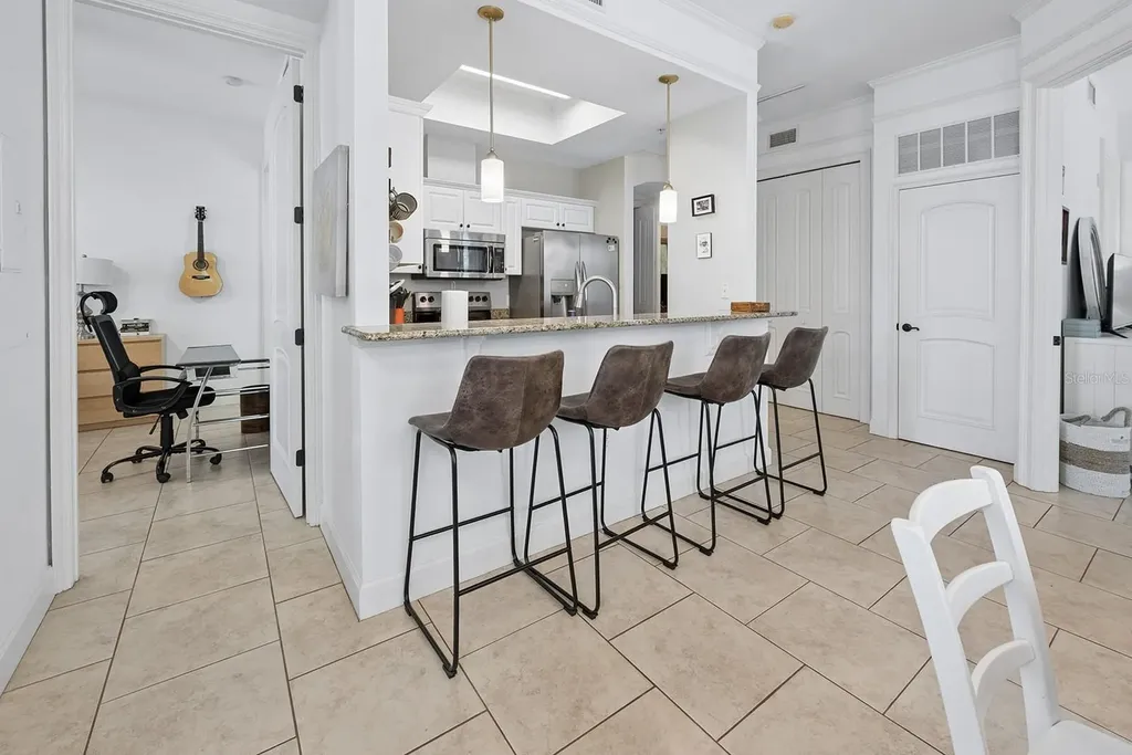325 NW 14th Street Gainesville FL 32603