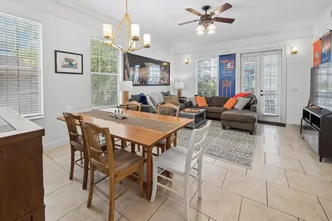 325 NW 14th Street Gainesville FL 32603