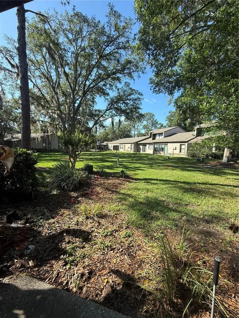 442 Meadowood Boulevard Fern Park FL 32730