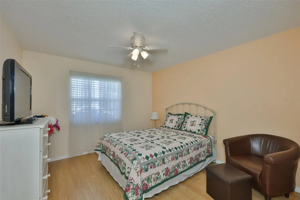 109 Glendower Circle Sun City Center FL 33573