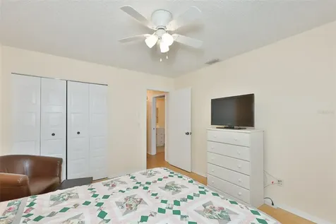 109 Glendower Circle Sun City Center FL 33573