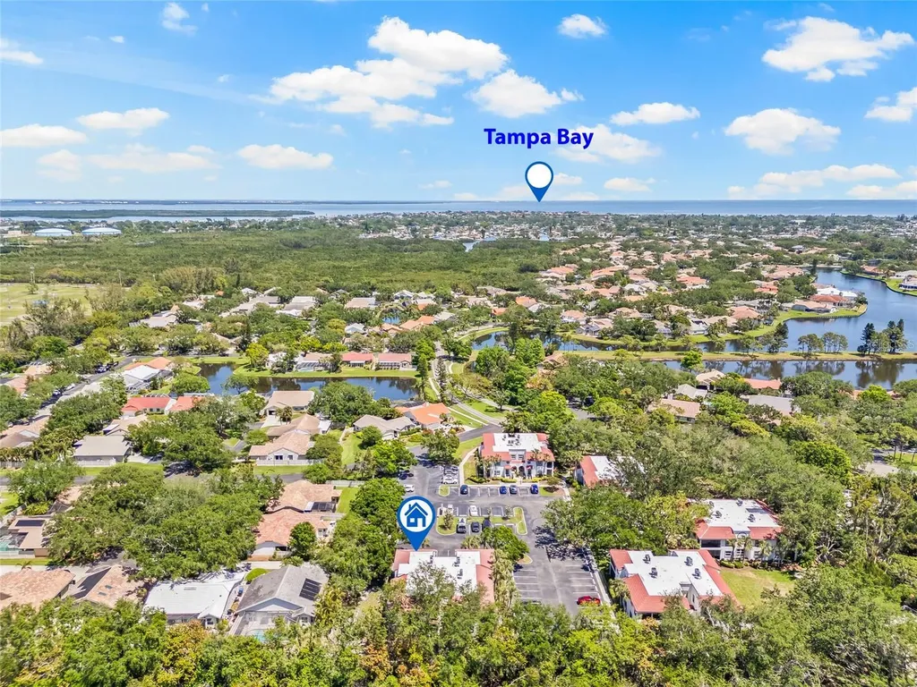 476 Santa Cruz Place NE St Petersburg FL 33703