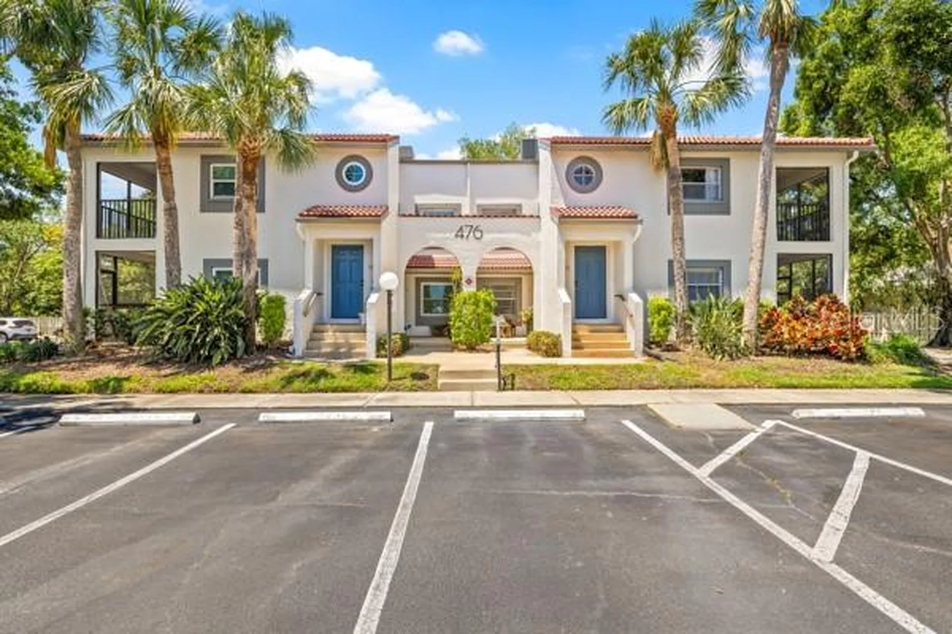 476 Santa Cruz Place NE St Petersburg FL 33703