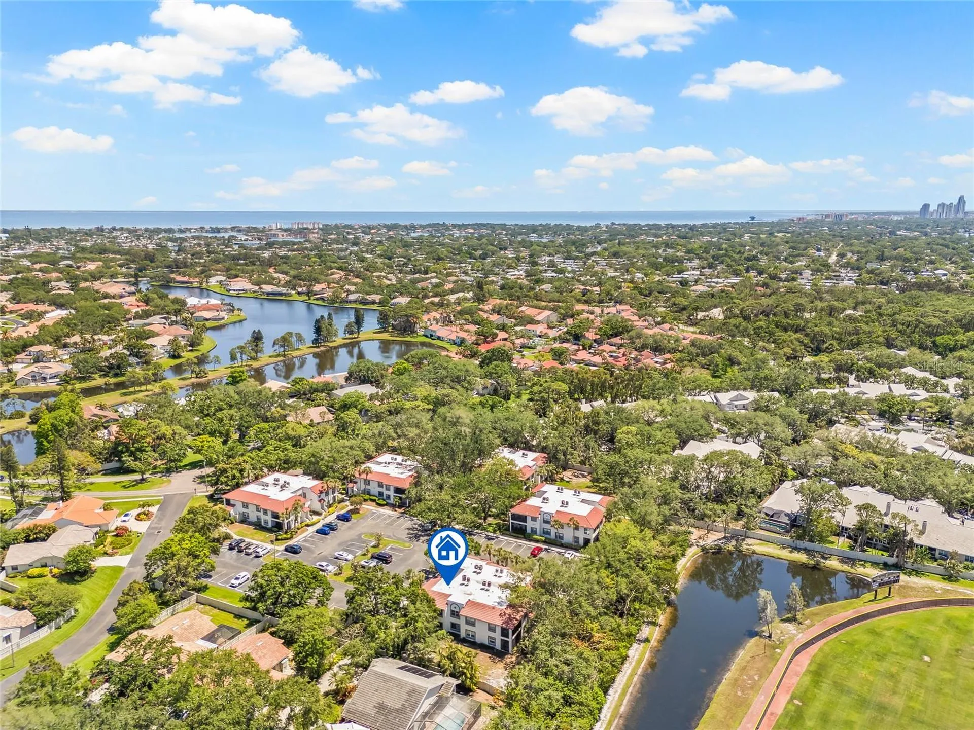 476 Santa Cruz Place NE St Petersburg FL 33703