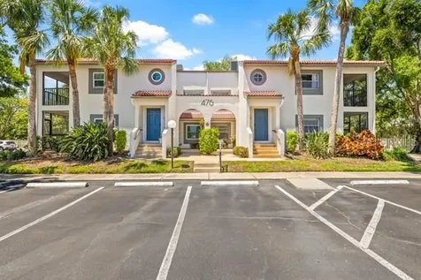 476 Santa Cruz Place NE St Petersburg FL 33703
