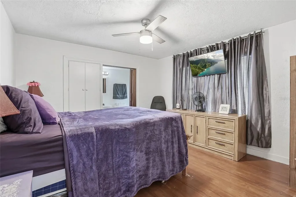 1433 De Leon Street Clearwater FL 33756