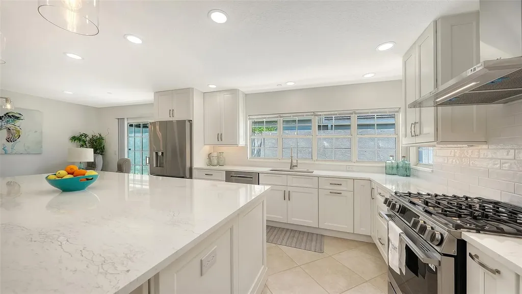 3460 Winding Oaks Drive Longboat Key FL 34228