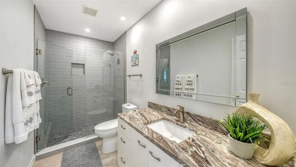 3460 Winding Oaks Drive Longboat Key FL 34228